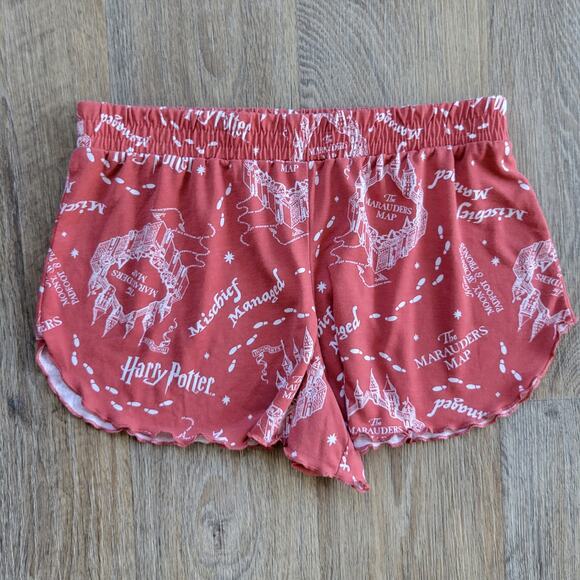 Harry Potter Wizarding World Shorts Size Small - Picture 1 of 5